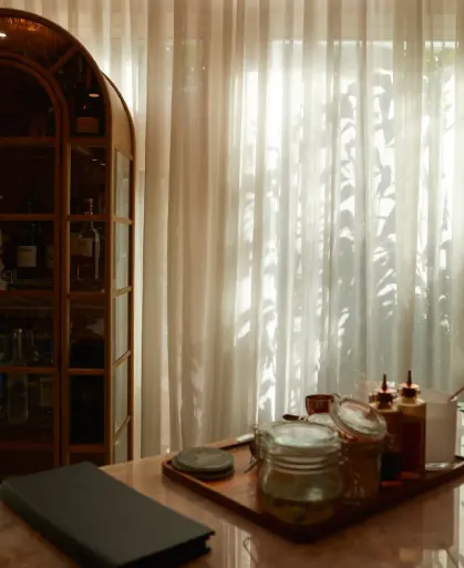 Comfortable artistic hotel rooms for escape